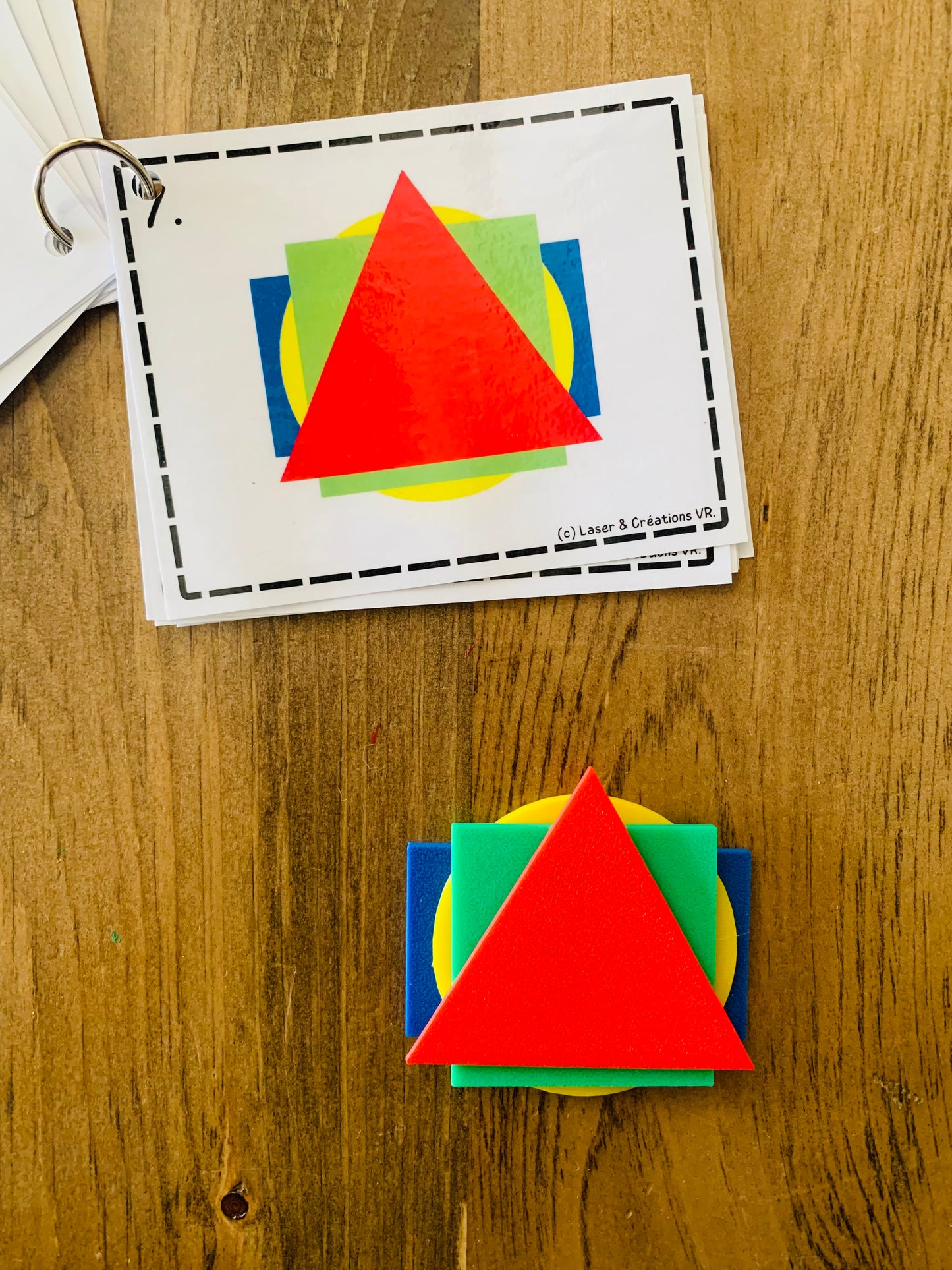 Activité : Les formes superposées