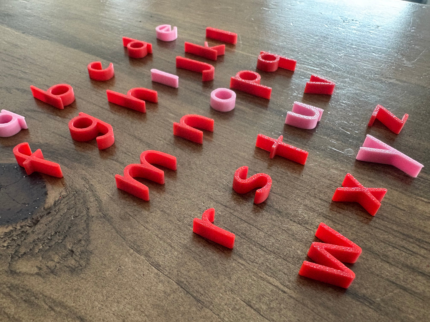Minis alphabets et chiffres 3D pour bac sensoriel