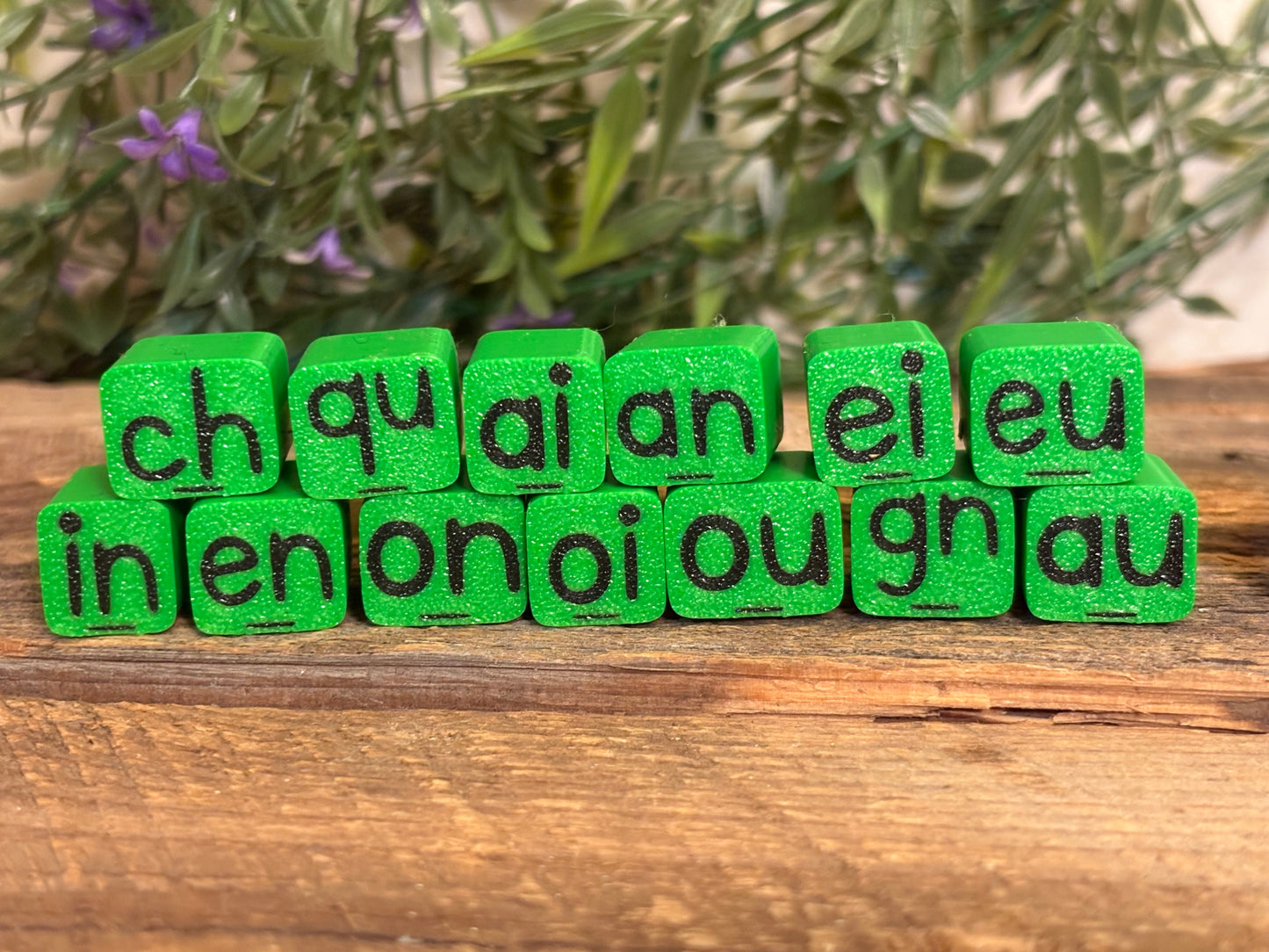 Graphèmes complexes pour pâte à modeler