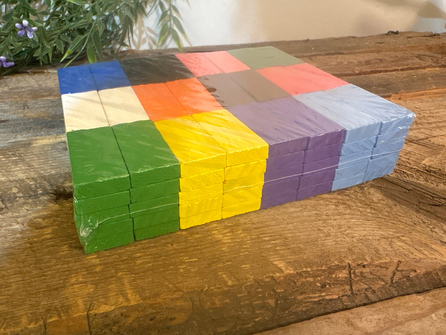 Dominos en bois colorés